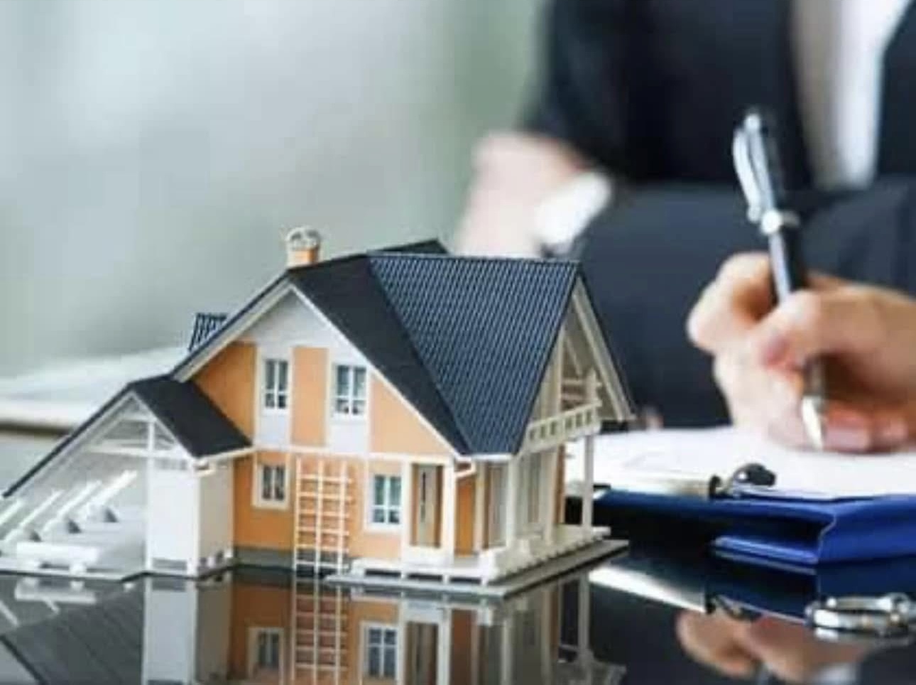 Real estate legal assistance — property purchase consultation